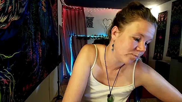 CallMeMarian Webbikameraesitys
