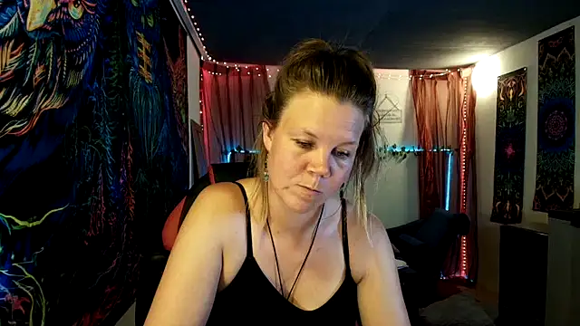 CallMeMarian Webbikameraesitys