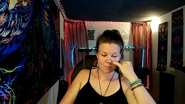 CallMeMaria webcam show
