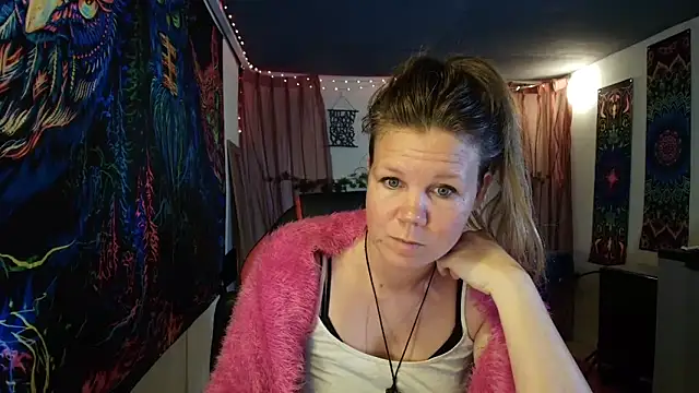 Show de CallMeMaria na webcam