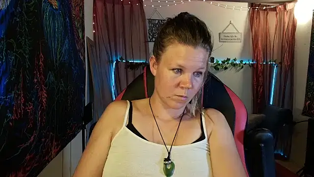 CallMeMaria Webcamshow