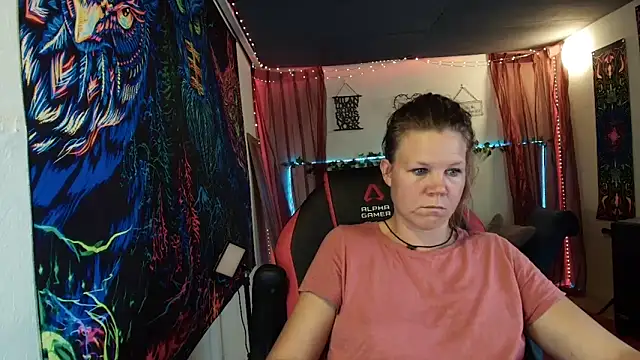 CallMeMarian Webbikameraesitys
