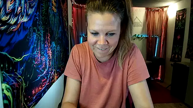 CallMeMaria Webcam Show