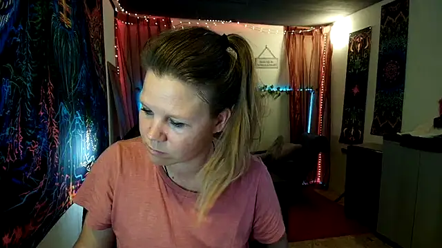 CallMeMaria Webcam Show