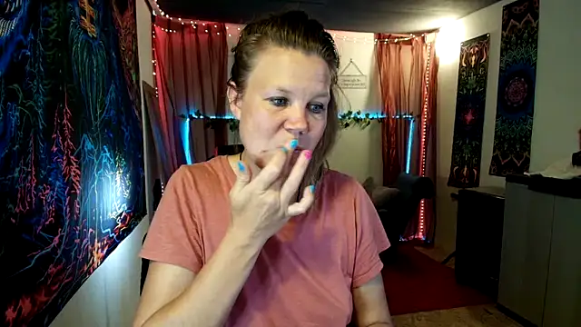 CallMeMaria webcam show