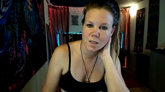 CallMeMaria – webcam-show