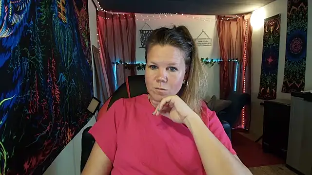 CallMeMaria Webcam Show