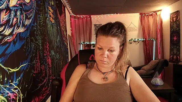 CallMeMaria Webcamshow