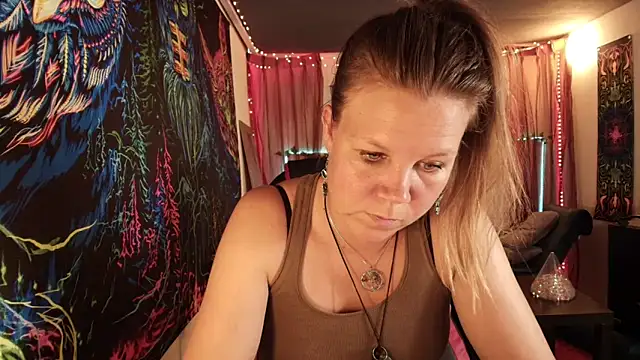 CallMeMaria webcam show