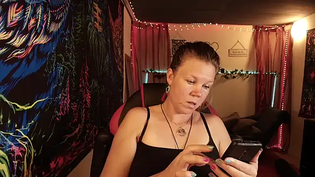 CallMeMarian Webbikameraesitys