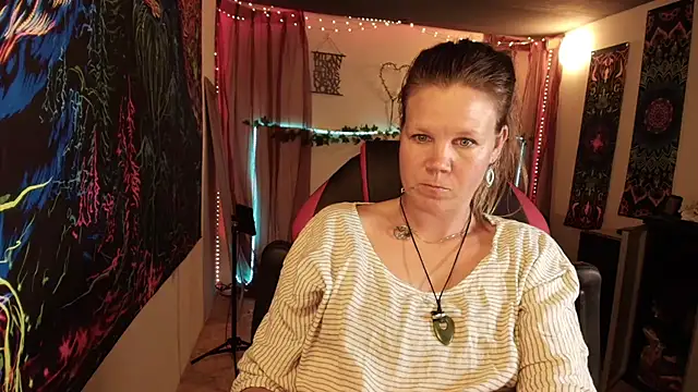 CallMeMaria webcam show