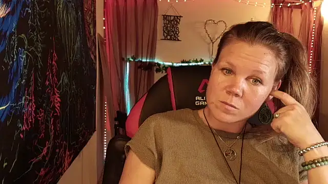 CallMeMaria Webcam Show