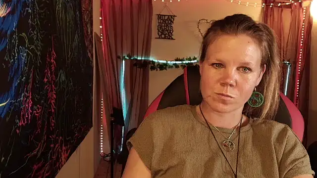 CallMeMaria Webcamshow