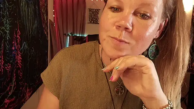 CallMeMaria webcam show
