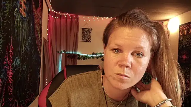 CallMeMarian Webbikameraesitys