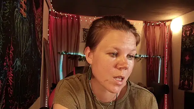 CallMeMaria Show in webcam