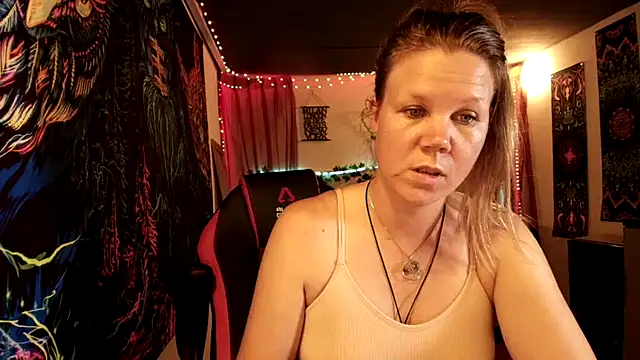 CallMeMaria Webcam Show