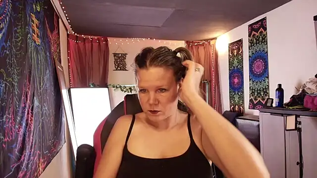 CallMeMaria Webcam Show