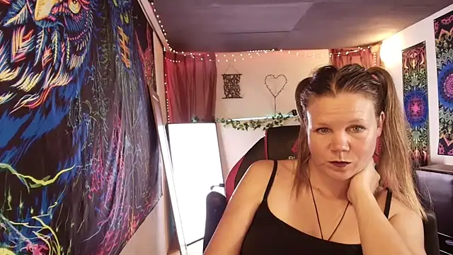 CallMeMaria – webcam-show
