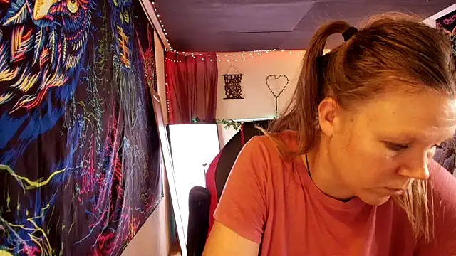 CallMeMarian Webbikameraesitys