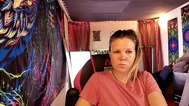 CallMeMaria Webcam Show
