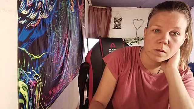 CallMeMaria webcam show