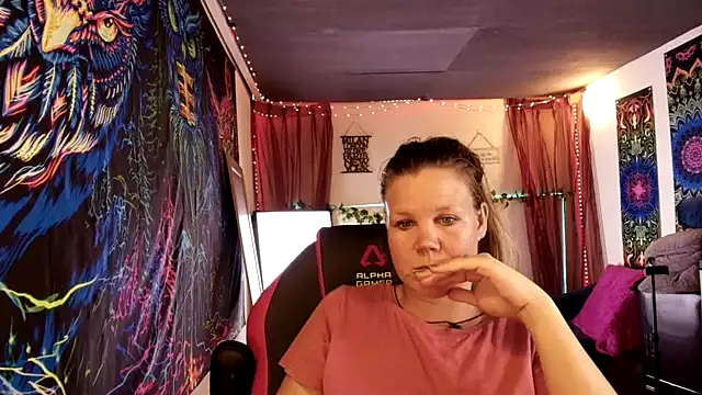 CallMeMaria webcam show