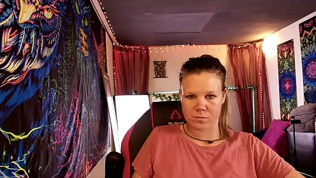 CallMeMaria Webcamshow