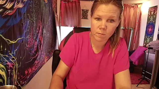 CallMeMarian Webbikameraesitys
