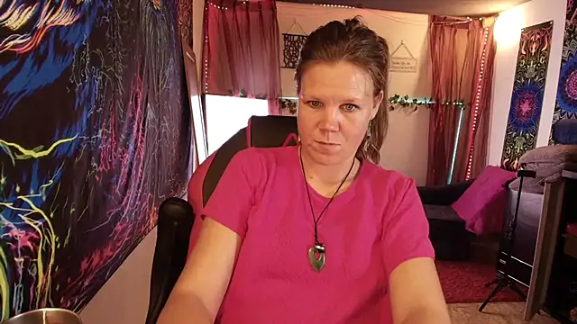 CallMeMaria webcam show