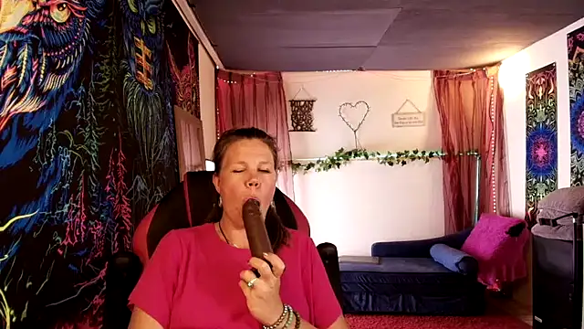 CallMeMaria webcam show