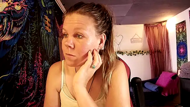 CallMeMaria – webcam-show