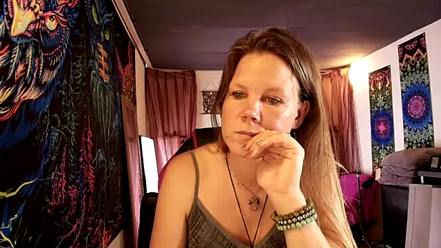 CallMeMaria Webcam Show