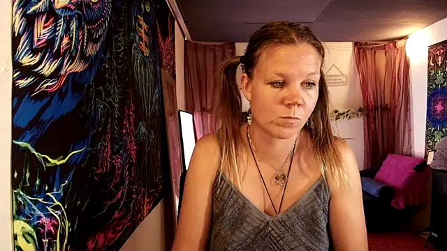 CallMeMaria Webcam Show