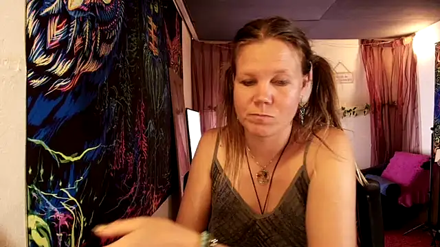 CallMeMaria webcam show