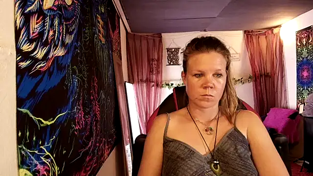 CallMeMaria Webcam Show
