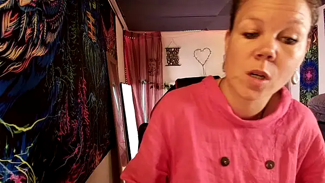 CallMeMaria Webcamshow