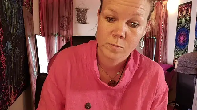 CallMeMaria webcam show