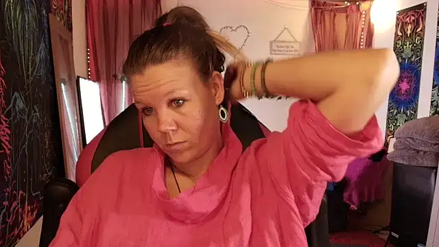 CallMeMaria's Webcam Show