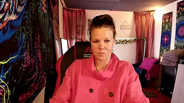 הופעת וובקאם של CallMeMaria
