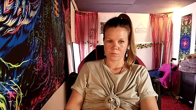 CallMeMaria webcam show
