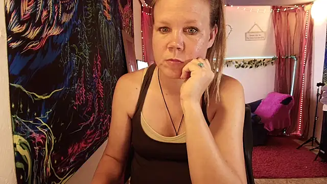 CallMeMaria Webcamshow