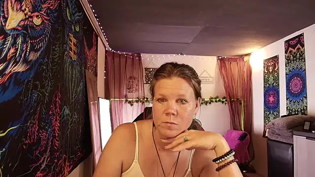 CallMeMaria Webcam Show