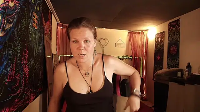 CallMeMaria Webcam Show