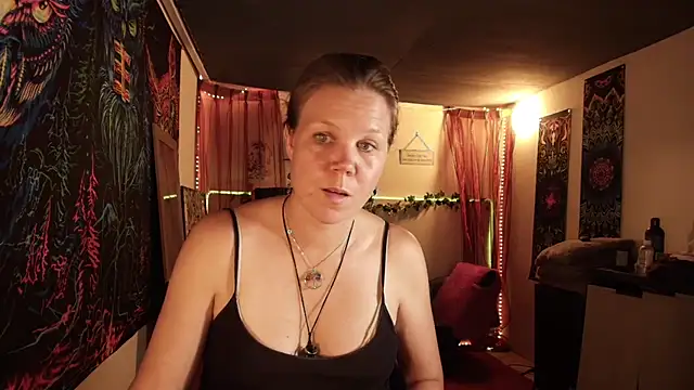 CallMeMaria – webcam-show