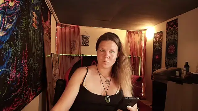 CallMeMarian Webbikameraesitys