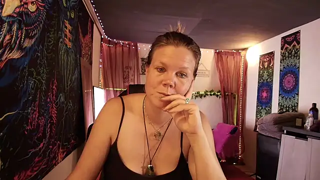 CallMeMarian Webbikameraesitys