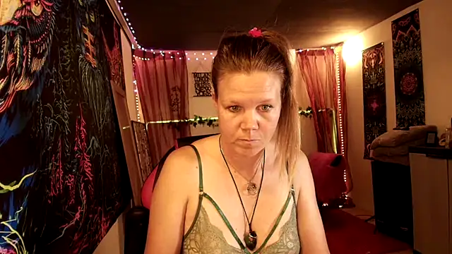 CallMeMaria Webcamshow