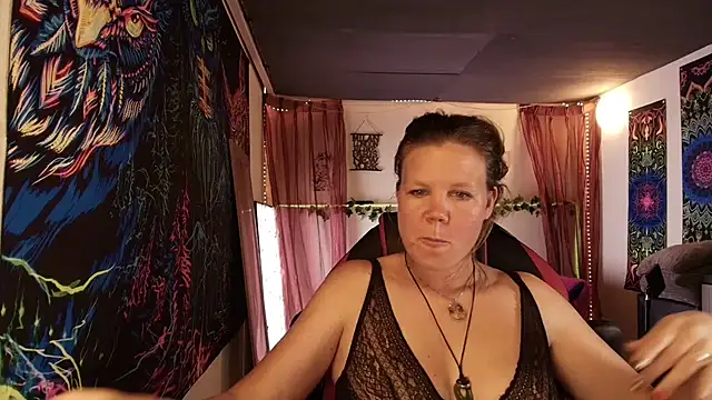 CallMeMarian Webbikameraesitys