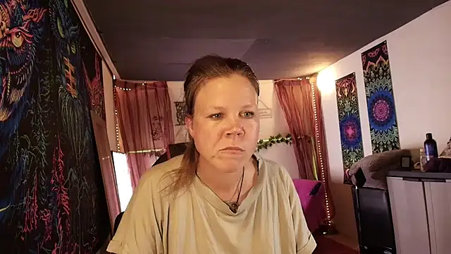 CallMeMarian Webbikameraesitys